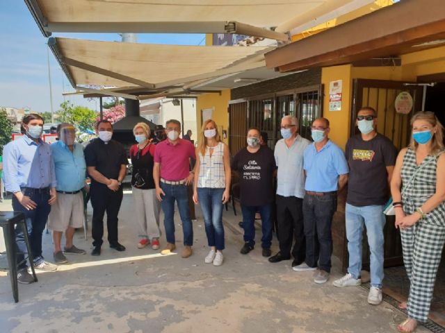 Alquerías inicia una campaña de recogida de alimentos en colaboración con Cáritas, Cruz Roja y el Banco de Alimentos - 1, Foto 1