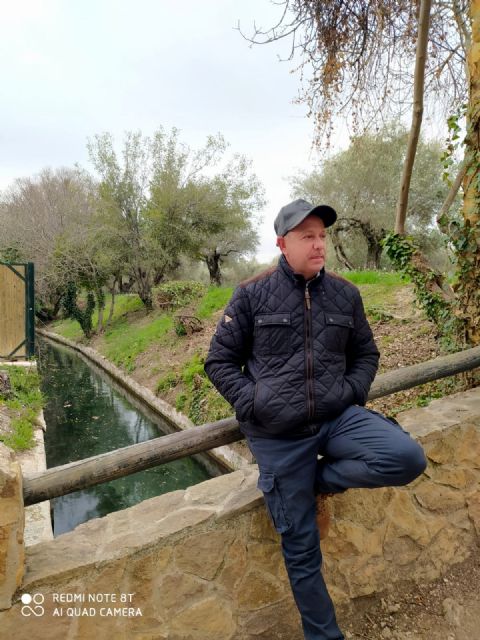 Editorial Tirano Banderas publica Entre mares y amores de Emilio López Marín - 1, Foto 1