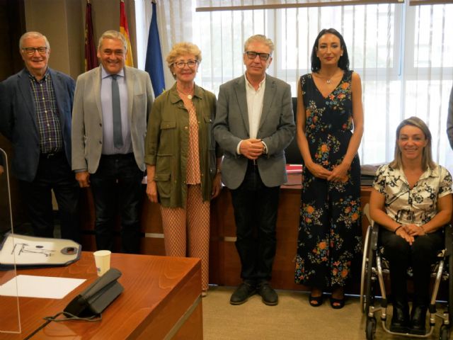 El PP afirma que la apuesta del Gobierno regional por facilitar el empleo de las personas con discapacidad contribuye a una Región de oportunidades para todos - 1, Foto 1