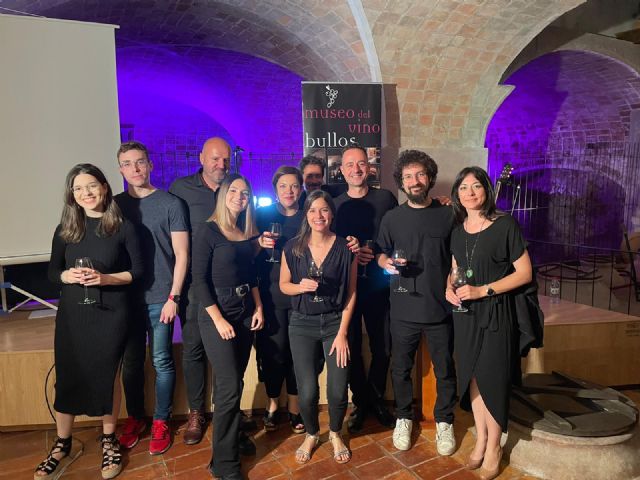 El Museo del Vino acoge una velada especial por la Noche de los Museos donde no faltó la música, la literatura y el arte - 1, Foto 1