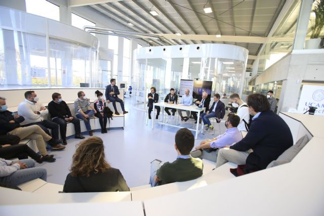 HiTech Investor Talks reúne en la UCAM a los principales inversores del ecosistema emprendedor nacional - 1, Foto 1