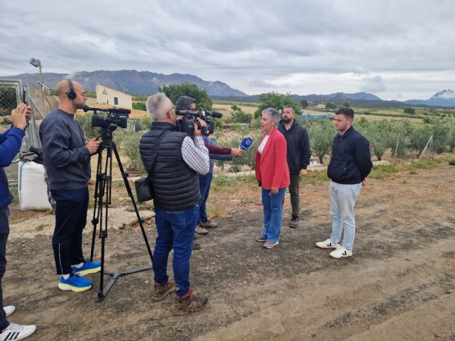 El Ayuntamiento de Calasparra informa sobre el vertido en una finca agrícola provocado por una fuga en el oleoducto CartagenaPuertollano - 5, Foto 5