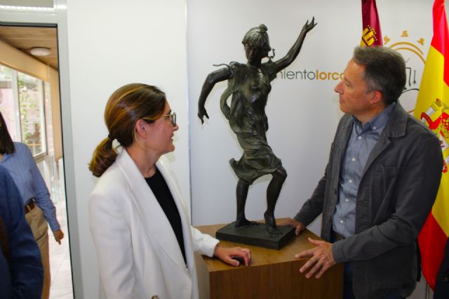 La entrada del Teatro Guerra se completará con una escultura de la musa 'Terpsicore' cedida por la familia del artista Rafael Pi Belda - 5, Foto 5