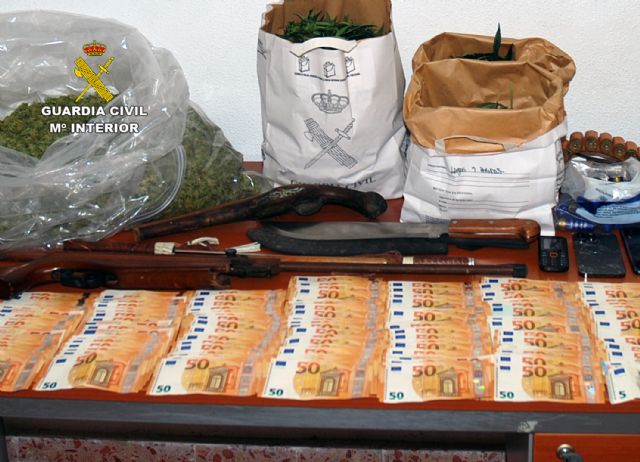 La Guardia Civil desmantela un grupo delictivo dedicado al tráfico de drogas - 4, Foto 4