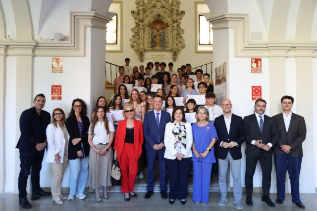 La UCAM premia a los ganadores de sus Olimpiadas Científicas 2026 - 2, Foto 2