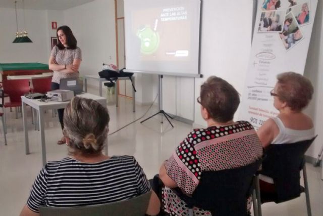 Los mayores torreños se previenen contra los riesgos de las temperaturas extremas - 1, Foto 1