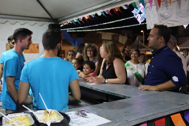 El Bando Pinatarense y las Barracas se inauguran coincidiendo con el concurso de Talentos - 2, Foto 2