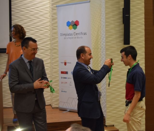 Más de 2.700 alumnos de la Región participan en las Olimpiadas Científicas de este año - 2, Foto 2
