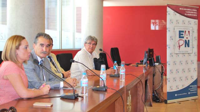 Jornada de sensibilización para dar visibilidad a los problemas de acceso a la justicia de personas en riesgo de exclusión - 1, Foto 1