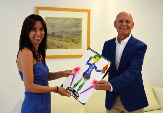 Mª Elena Blaya, ganadora del concurso de dibujo para elegir la figura del Raspajo 2017 - 3, Foto 3