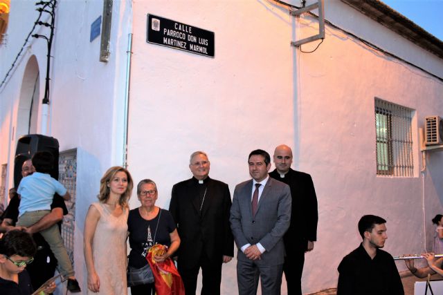 Desde ayer Alcantarilla cuenta con la nominación Párroco D. Luis Martínez Mármol a una de sus calles - 1, Foto 1