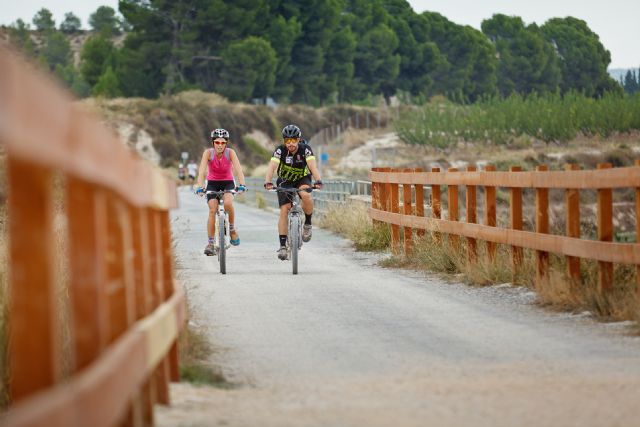 Turismo impulsa la creacin de la ruta ciclista Eurovelo 8 a su paso por la Regin de Murcia, Foto 1