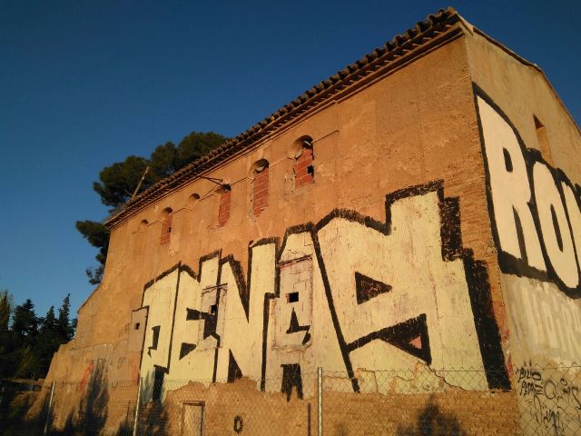 Huermur denuncia los destrozos vandálicos en la histórica casa Torre Falcón en Espinardo - 4, Foto 4