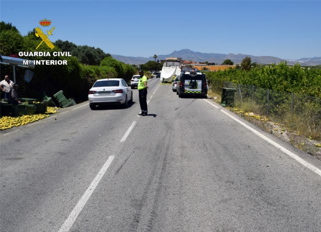 La Guardia Civil investiga al conductor de un vehículo articulado de 40 toneladas por quintuplicar la tasa de alcoholemia permitida - 3, Foto 3