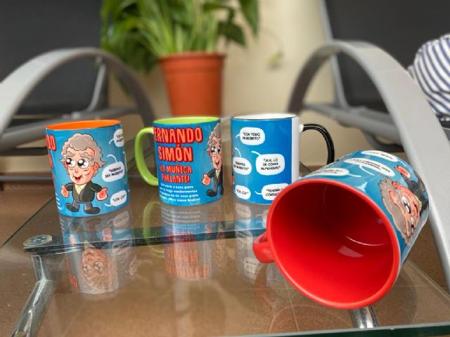 Las tazas de Fernando Simón ayudan a la investigación de la Distrofia Muscular y el VIH - 1, Foto 1