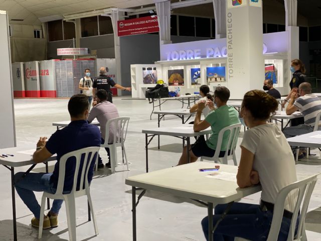 Más de 300 aspirantes concurren a la primera prueba para 10 plazas de Agente de la Policía Local de Torre Pacheco - 4, Foto 4