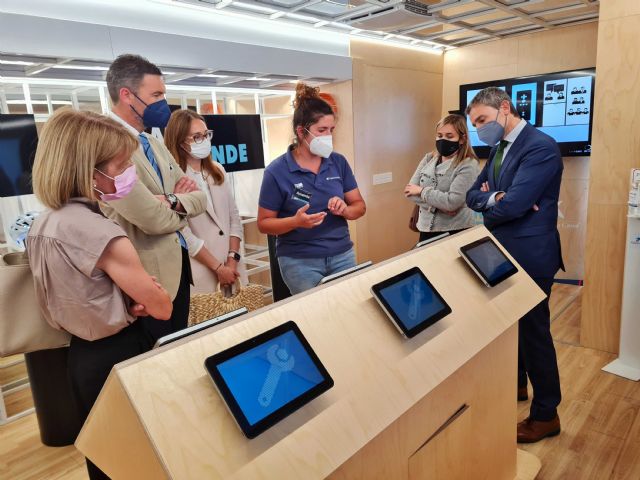 El laboratorio interactivo 'LabEmprende' promueve la cultura emprendedora en niños y adolescentes de Caravaca - 3, Foto 3