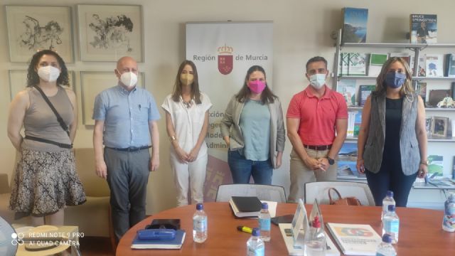 El director general de Regeneración y Modernización Administrativa se reúne con representantes de asociaciones de personas con problemas de audición - 1, Foto 1