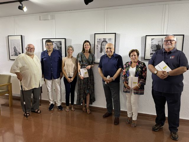 La Casa de Cultura acoge la exposición Miradas de liderazgo - 1, Foto 1