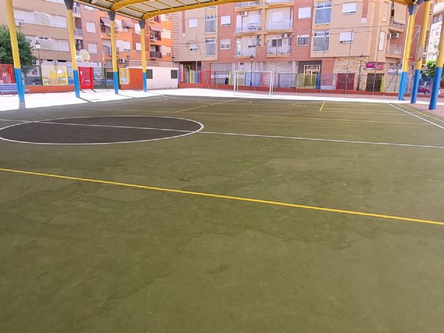 El Ayuntamiento de Molina de Segura invierte 29.837,88 euros en el arreglo de la pista deportiva del CEP Ntra. Sra. de la Consolación - 1, Foto 1