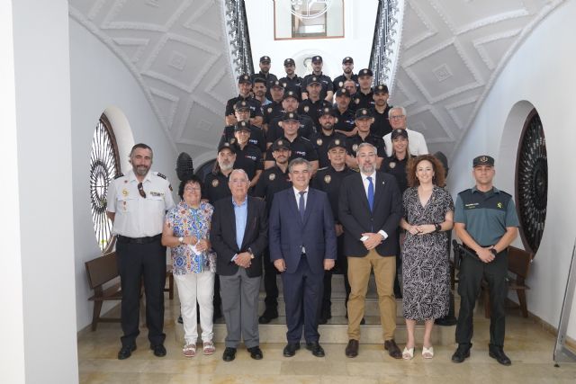 Víctor Martínez anuncia la incorporación de dos nuevos agentes al cuerpo de Policía Local de Santomera - 1, Foto 1