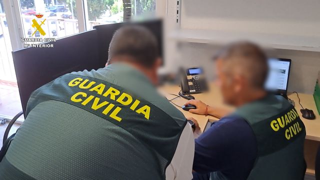 La Guardia Civil desarticula un grupo criminal e investiga a 22 personas por traficar con medicamentos estupefacientes - 2, Foto 2