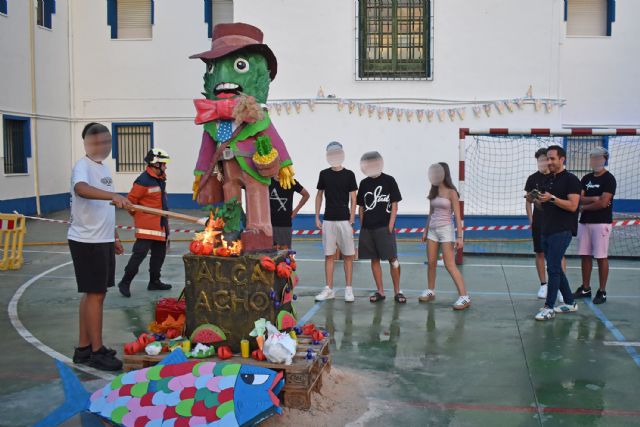 El colegio Divino Maestro concluye su proyecto de homenaje al Raspajo quemando su Alca Acho - 4, Foto 4