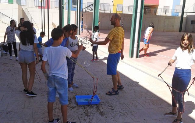 20 menores del barrio del Carmen torreño disfrutan de una escuela de verano con Columbares - 2, Foto 2