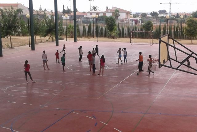 20 menores del barrio del Carmen torreño disfrutan de una escuela de verano con Columbares - 3, Foto 3