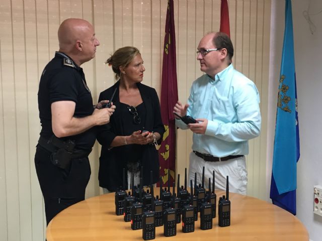 La Policía Local incorpora 20 nuevos equipos de comunicación con tecnología Tetra para emergencias - 1, Foto 1
