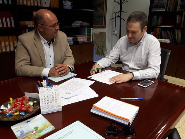 El alcalde se reunió con el Director General de Agua tratando la mejora de caminos y las obras del Plan de Regadíos - 1, Foto 1