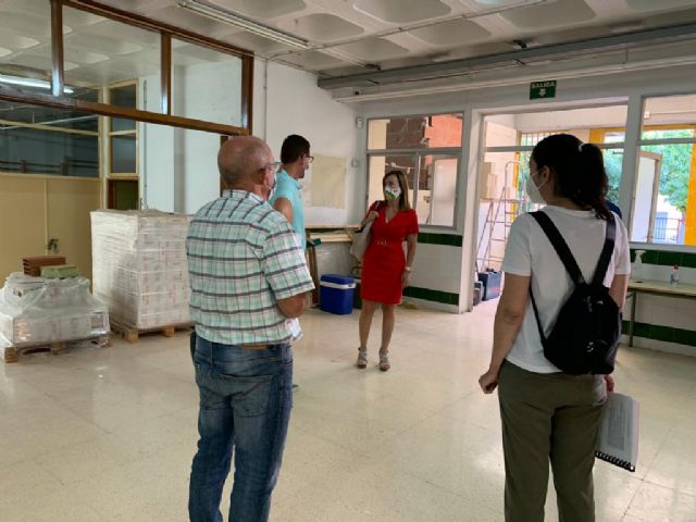 El colegio de San Andrés de Murcia mejora sus instalaciones con reparaciones puntuales de albañilería y la reforma de los aseos de la planta baja - 1, Foto 1