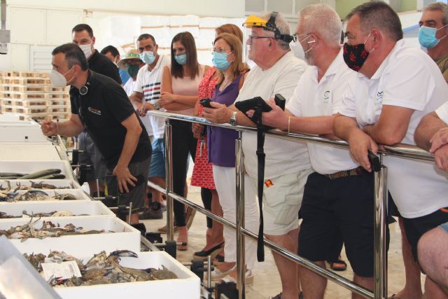 La Lonja de pescado de Lo Pagán se moderniza con un nuevo sistema de subasta automatizada - 1, Foto 1