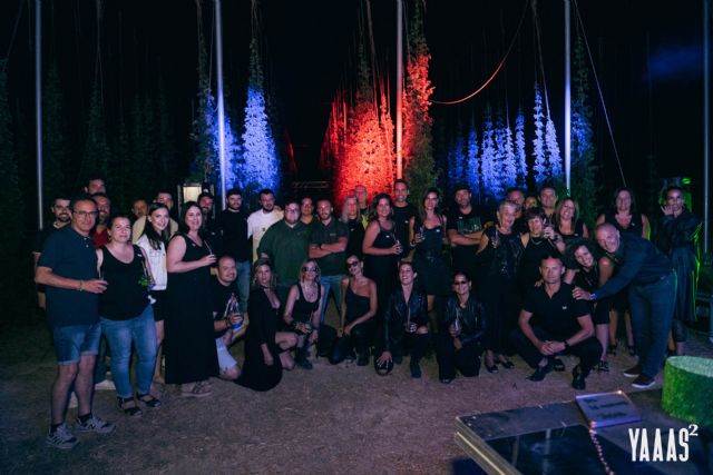 Foto: YAAAS, Foto 1