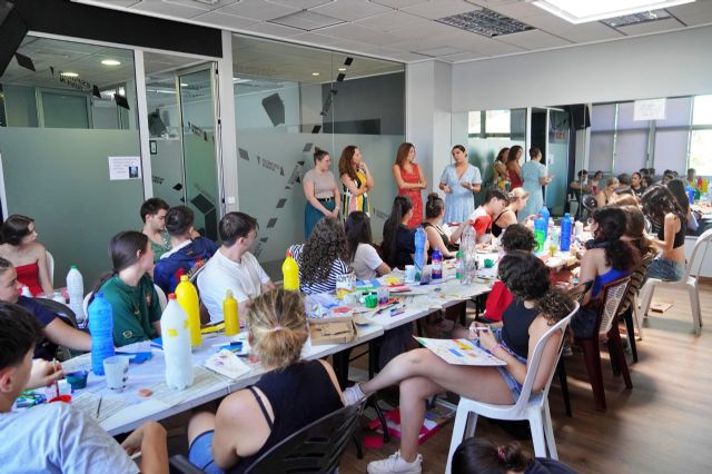 Cerca de una treintena de jóvenes se forman con el curso intensivo de monitor de tiempo libre en Santomera - 1, Foto 1