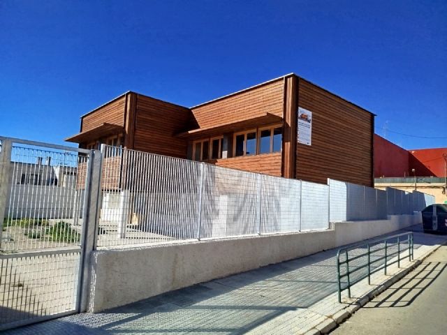 El PCAN denuncia que el Hotel de Asociaciones de Los Barreros sigue cerrado un año después de su conclusión - 2, Foto 2