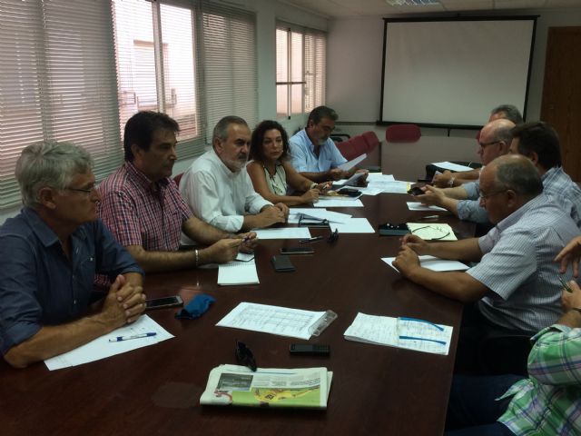 Tovar: La puesta en marcha de los bancos de agua y un trasvase para riego de socorro son necesidades urgentes por la situación de sequía en la Región - 1, Foto 1