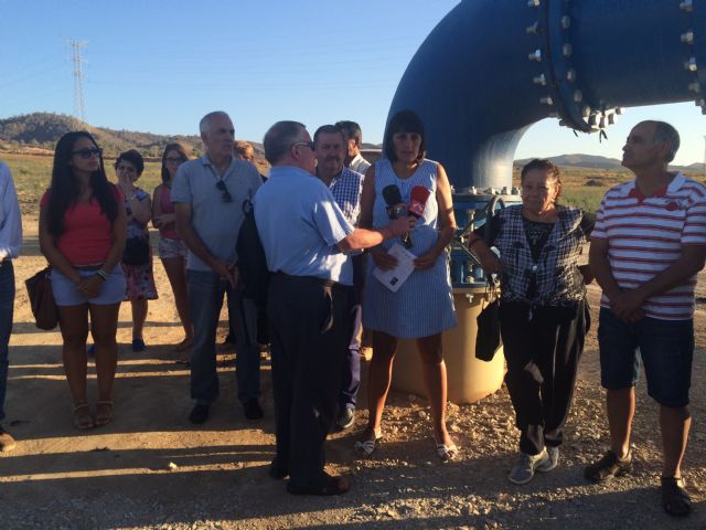 María González Veracruz se reúne con los agricultores afectados por los expedientes de regadío del Raiguero