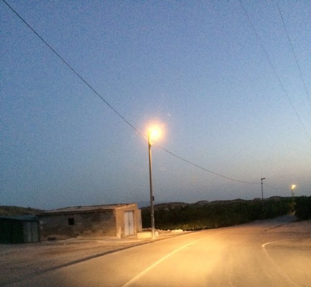 La Concejala de Servicios Municipales desmiente que existan 16 farolas averiadas en la pedanía de Comala - 1, Foto 1