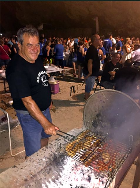 La 'Noche de la Brasa y la Zurra' reúne a cerca de 4.000 personas en la fiesta torreña de la gastronomía y la convivencia - 2, Foto 2