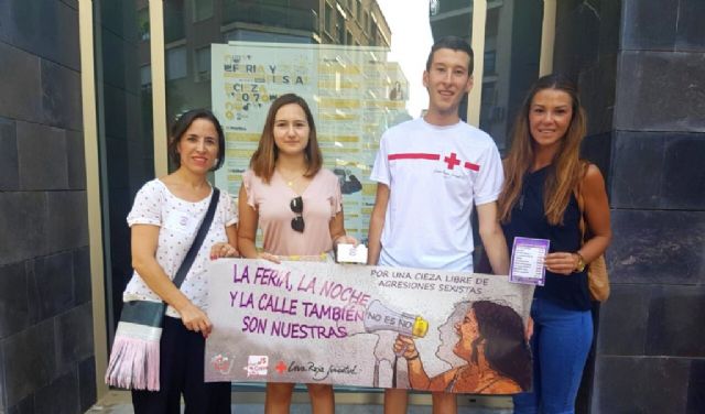 Juventud auspicia una campaña de JJSS y Cruz Roja contra agresiones machistas - 1, Foto 1