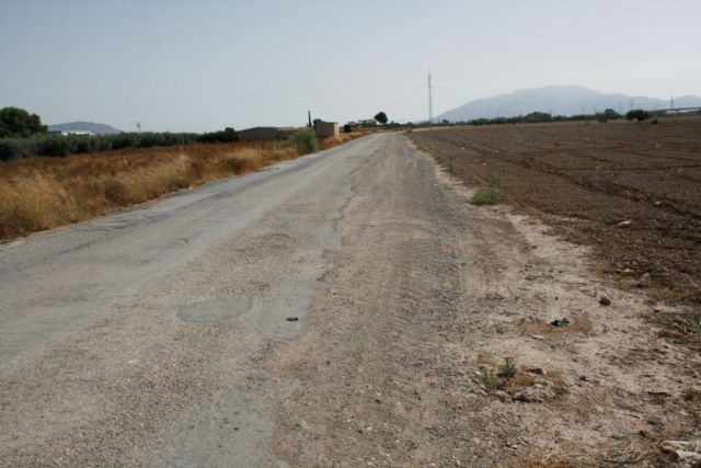 La Comunidad Autónoma arreglará los caminos rurales de La Barquilla y el paraje de la Casa del Trini - 1, Foto 1