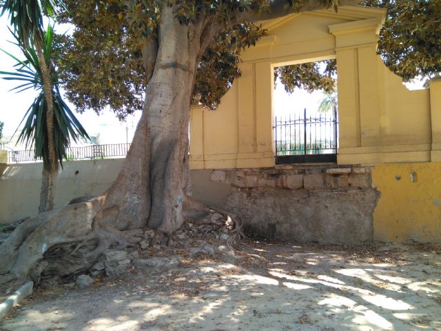 Ahora Murcia pide transparencia sobre el paradero y recuperación de la escalera perdida del Malecón, elemento del BIC desaparecido desde hace casi 5 años - 1, Foto 1