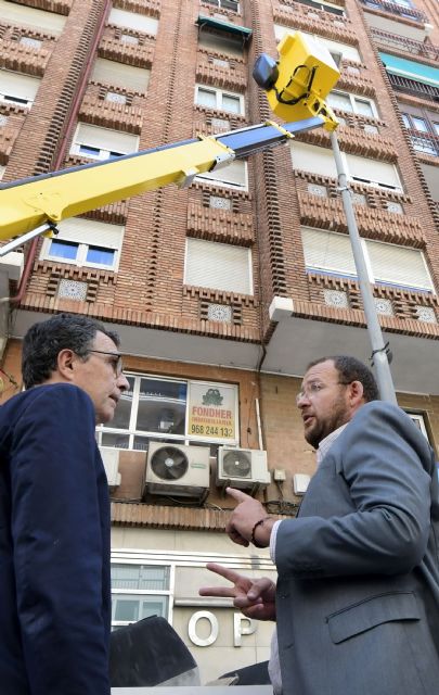 El Ayuntamiento reduce la emisión de 50 toneladas anuales de CO2 a la atmósfera con el nuevo alumbrado público - 2, Foto 2