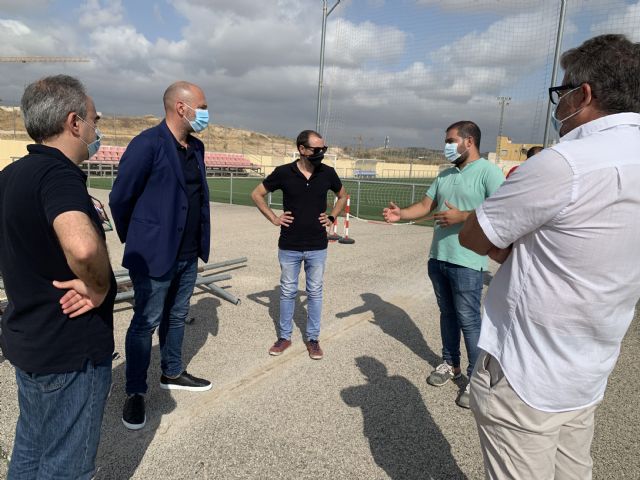 Nuevos vestuarios para el campo de fútbol de Sangonera la Seca - 1, Foto 1