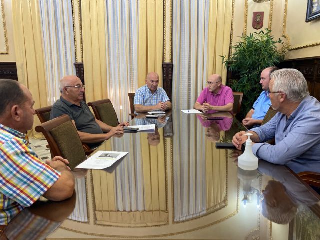 El Ayuntamiento se interesa por el impulso de medidas para controlar la sobrepoblación de conejos, jabalís y cabras montesas en el término municipal - 1, Foto 1