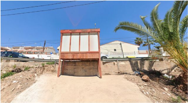 MC pregunta cuánto tardará Arroyo en hacer accesibles las paradas de autobús - 2, Foto 2