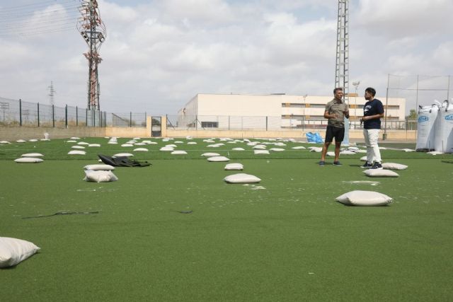 El Ayuntamiento invierte 17.000 euros en crear el nuevo campo de fútbol ´chupete´ del Polígono de Santa Ana - 1, Foto 1
