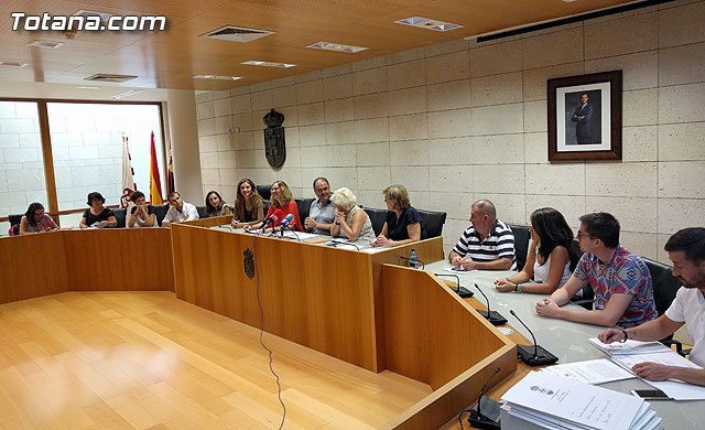 The City Council adheres to the Manifesto for Equality that promotes the Organization of Business and Professional Women of the Region of Murcia, Foto 2