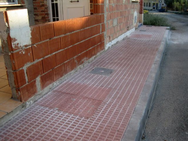 El Ayuntamiento torreño destina 15.000 euros para la reparación de aceras - 3, Foto 3